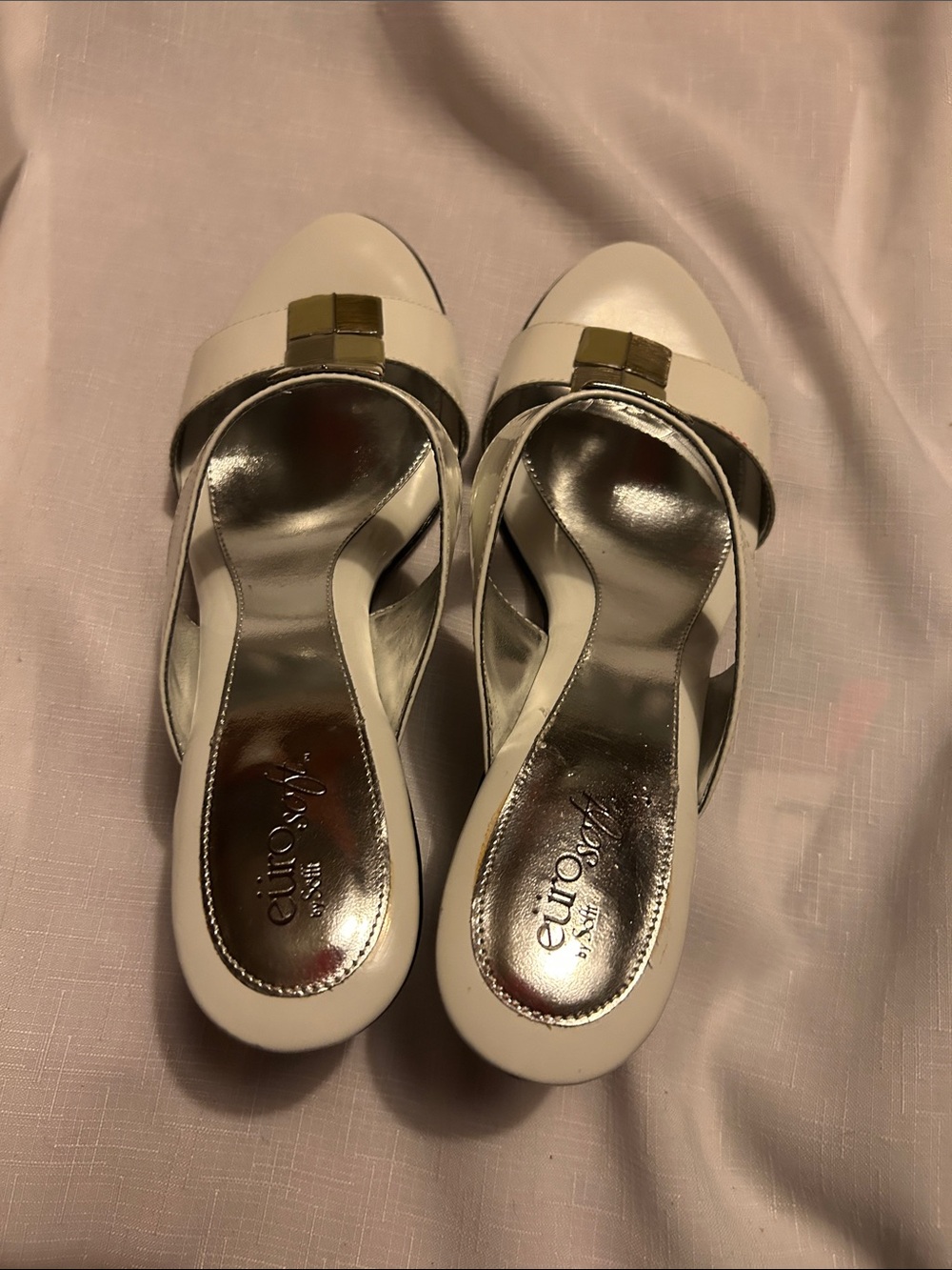 Aerosoles White Open-Toe Slide Mules with Metallic Accent